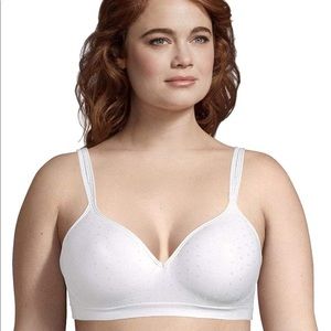 BALI Beauty Women's Wirefree Foam Bra